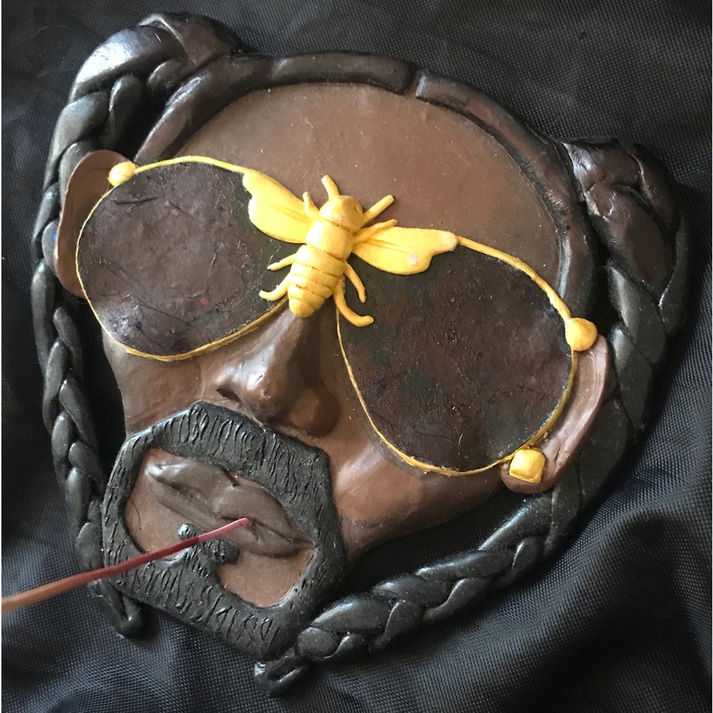 🟤Men’s Handmade Clay Snoop Dogg Figure Incense Holder.